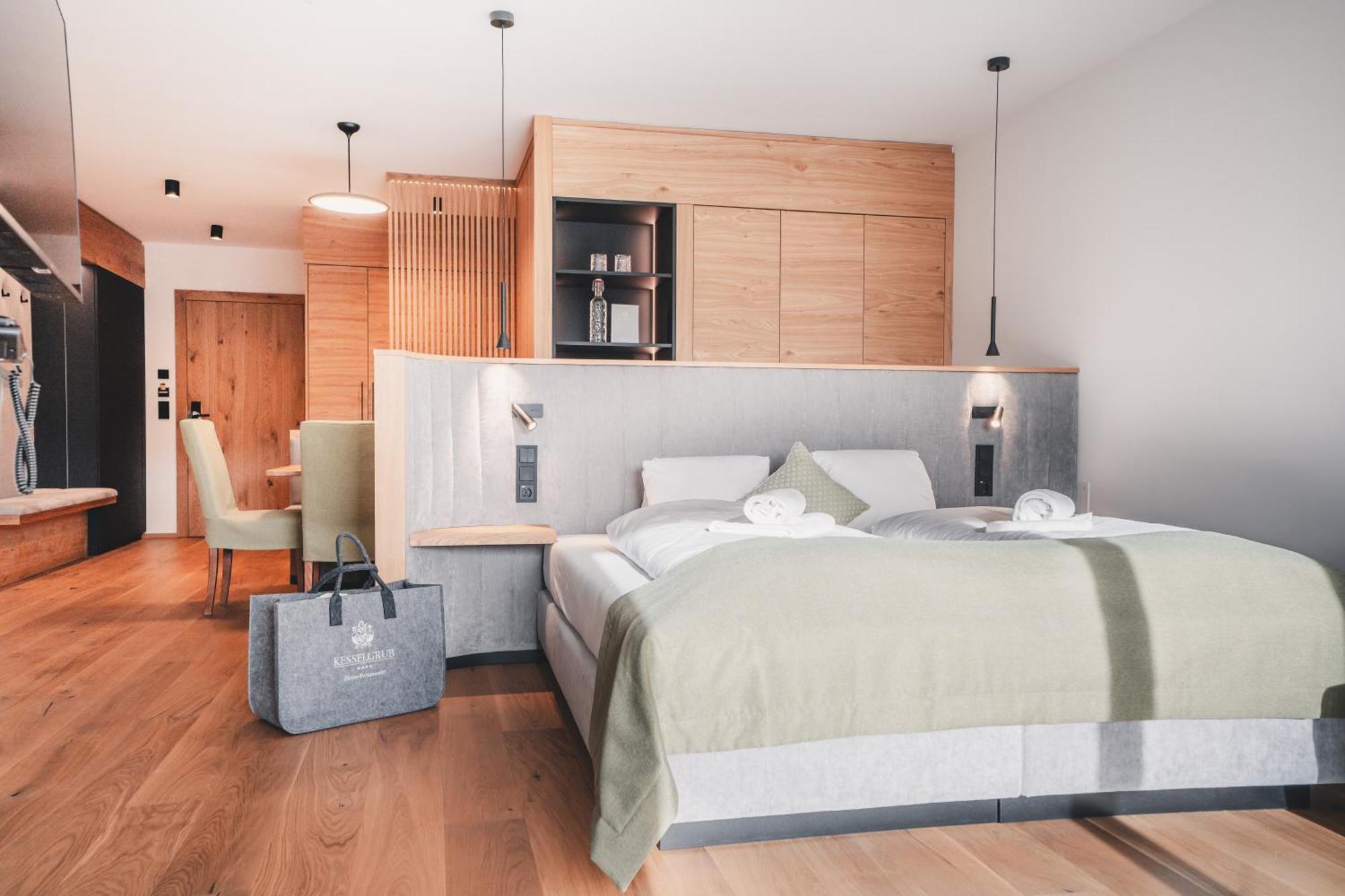 Ferienwelt Kesselgrub Hotel In Altenmarkt-Zauchensee التنماركت ام بوناغ الغرفة الصورة